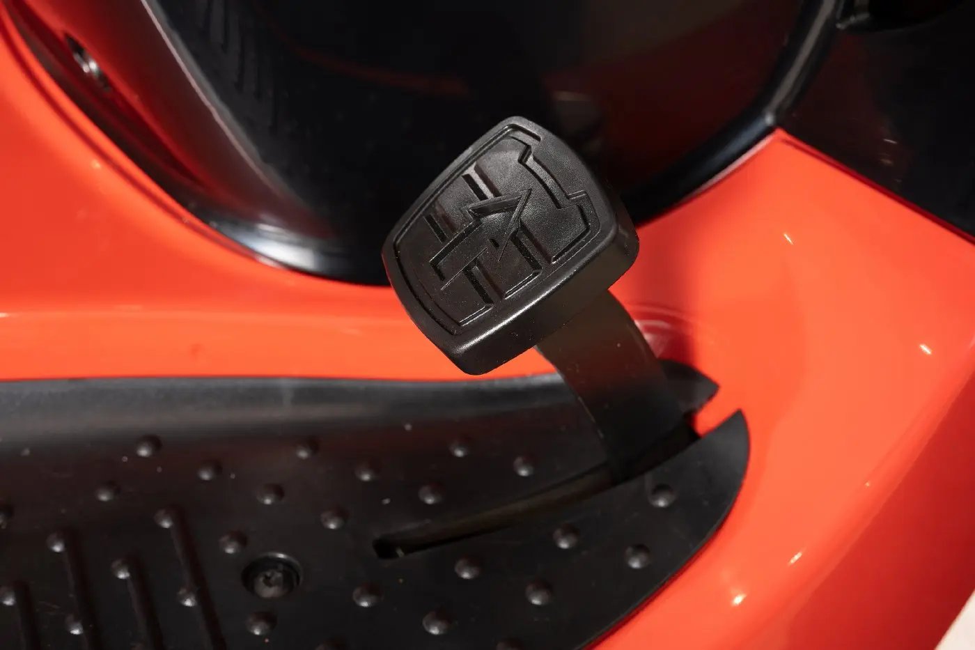 Sabo Rasentraktor 110-S inkl. Mulchkeil - Modell 2025